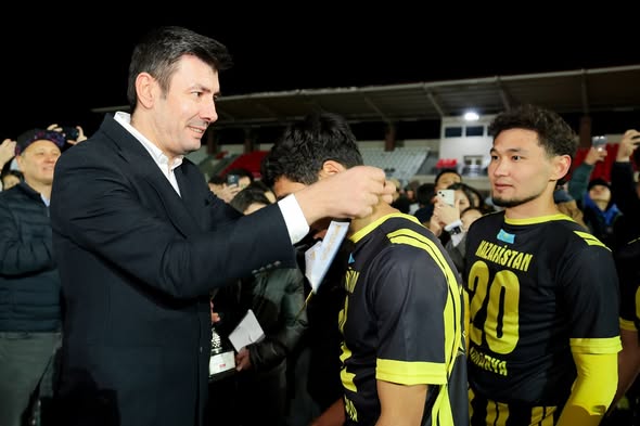 Afyonkarahisar'da Kazakistanlı Öğrenciler Arasında Birlik Arbella Süper Kupası Heyecanı