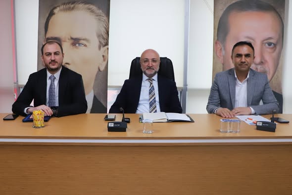 AK Parti Afyonkarahisar'da İlçe Başkanları Toplantısı Gerçekleştirildi