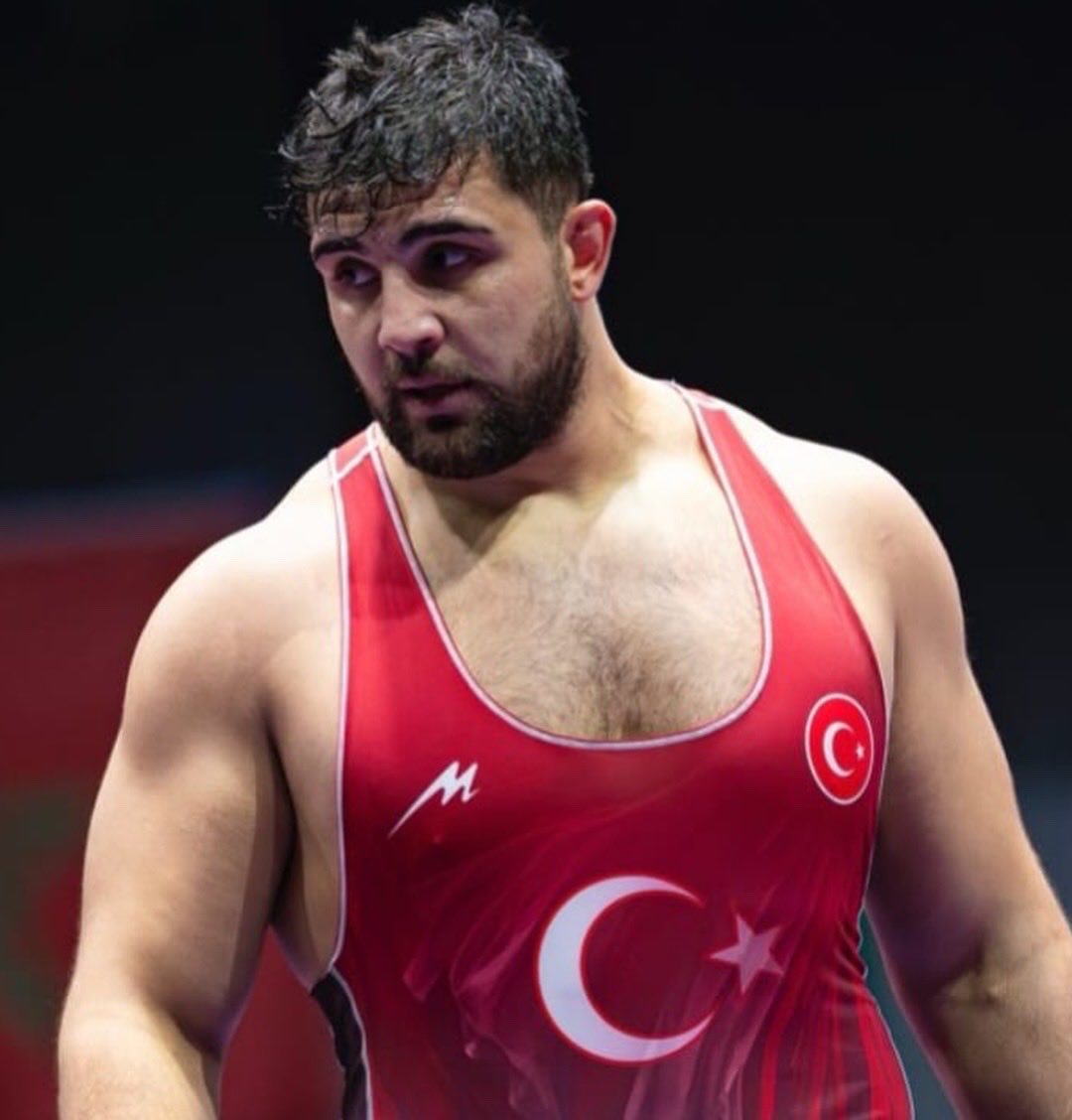 Afyonlu Güreşçi Fatih Bozkurt, Riyad'ta Bronz Madalya Kazandı