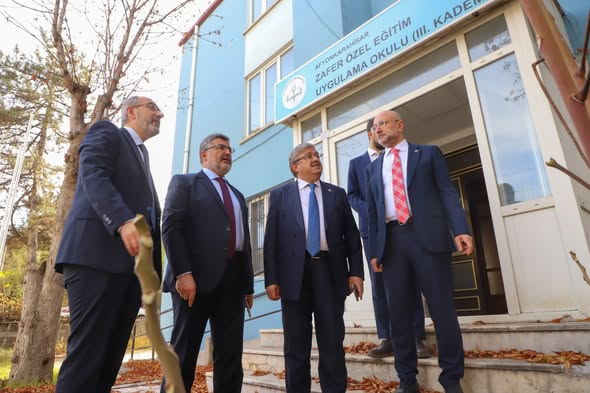 Afyonkarahisar'da Eski Okul Binası Semt Polikliniğine Dönüştürülüyor