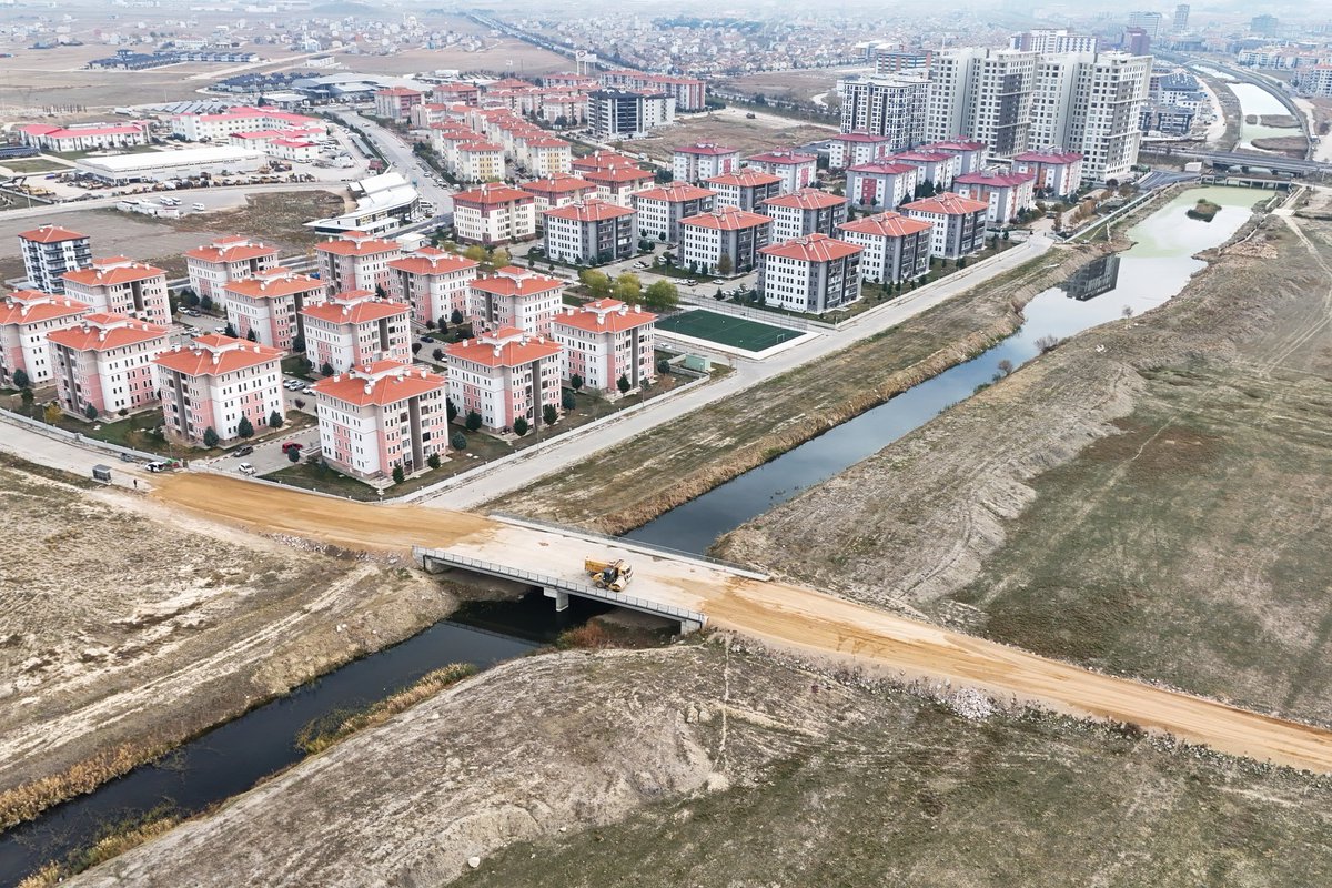 Afyonkarahisar Belediyesi Dörtyol Mahallesi'nde Alternatif Yol Çalışması Başlattı