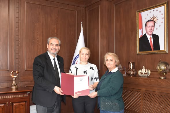 AFSÜ'de Uluslararası Doktora Hareketliliği: Arnavutluk'tan Gelen Öğrenci Rektörle Buluştu