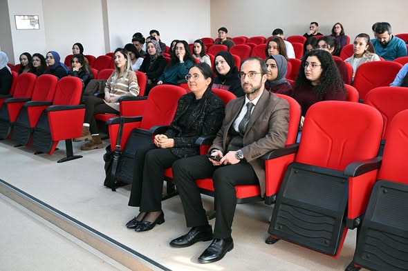 Afyon Kocatepe Üniversitesi Hukuk Fakültesinde Avukatlık Mesleği Tanıtıldı