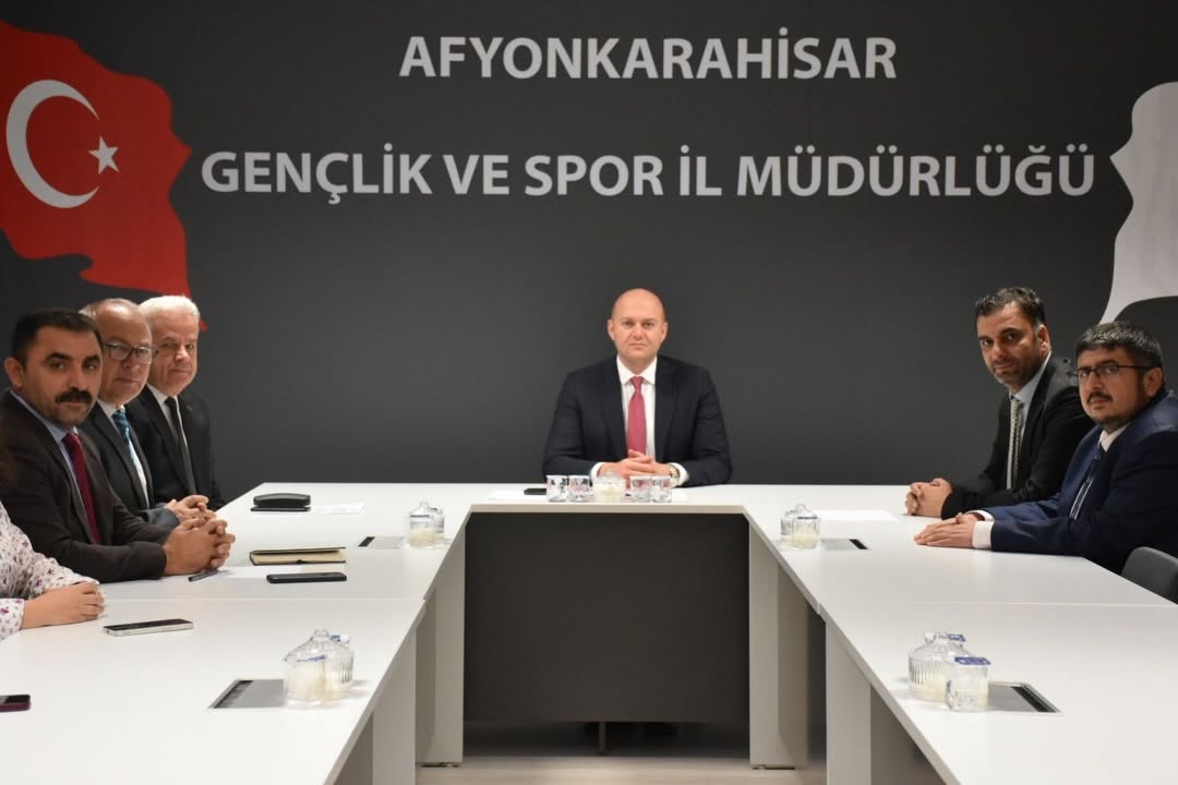 Afyonkarahisar Vali Yardımcısı, Gençlik ve Spor Faaliyetlerini Yerinde İnceledi