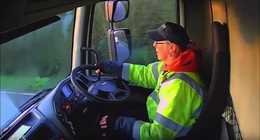 İngiltere'de Zincirleme Trafik Kazası: Sürücünün Araç İçi Görüntüsü Ortaya Çıktı