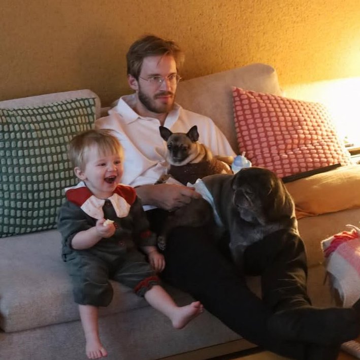 PewDiePie, Baba Olduktan Sonra Oyun Oynamayı Bıraktığını Açıkladı