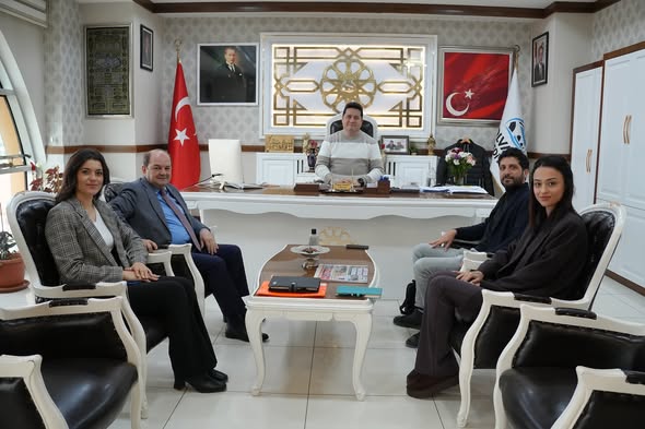 Bolvadin Belediye Başkanı Derviş Aynacı, Medya Temsilcilerini Ağırladı