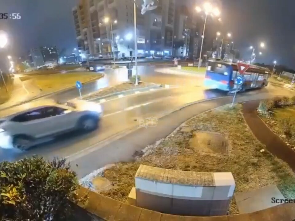 Sürücü Hafif Yaralandı: Kazanın Detayları Belli Oldu