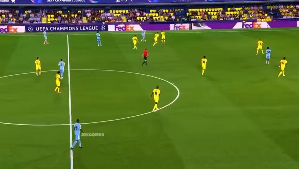 Kenan Yıldız'tan Nicolas Pepe'yi Yere Oturtan Hareket Sosyal Medyada Gündem Oldu