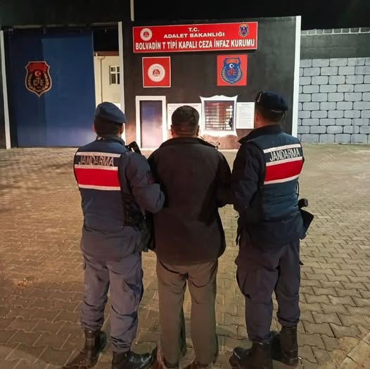 Afyonkarahisar'da Eşine Şiddet Uygulayan Şahıs Tutuklandı