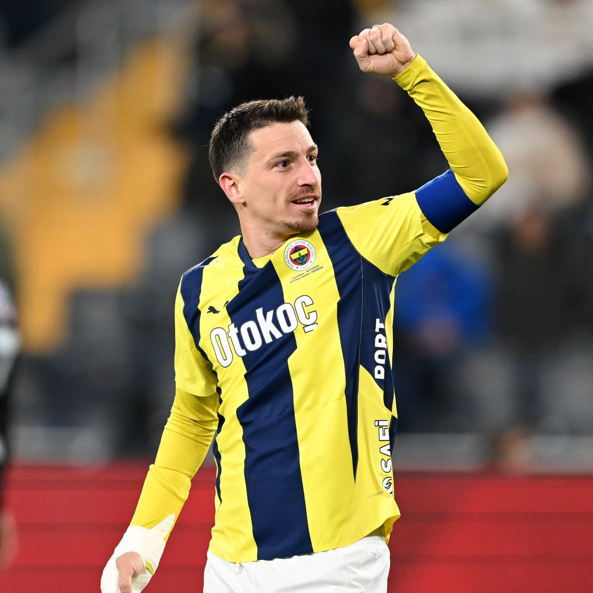 Fenerbahçe, Mert Hakan Yandaş Hakkındaki Bahis Soruşturmasını Bekliyor