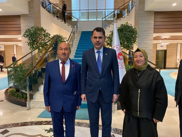 İscehisar Belediye Başkanı Bakan Kurum'u Ziyaret Etti