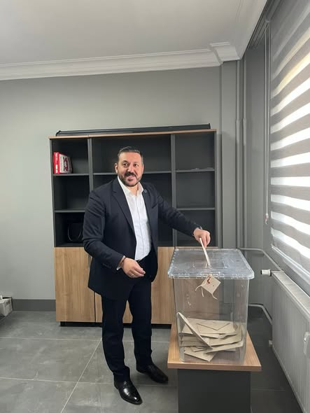 Anahtar Parti Afyonkarahisar'da Yeni İlçe Başkanı Hasan Yolal Oldu