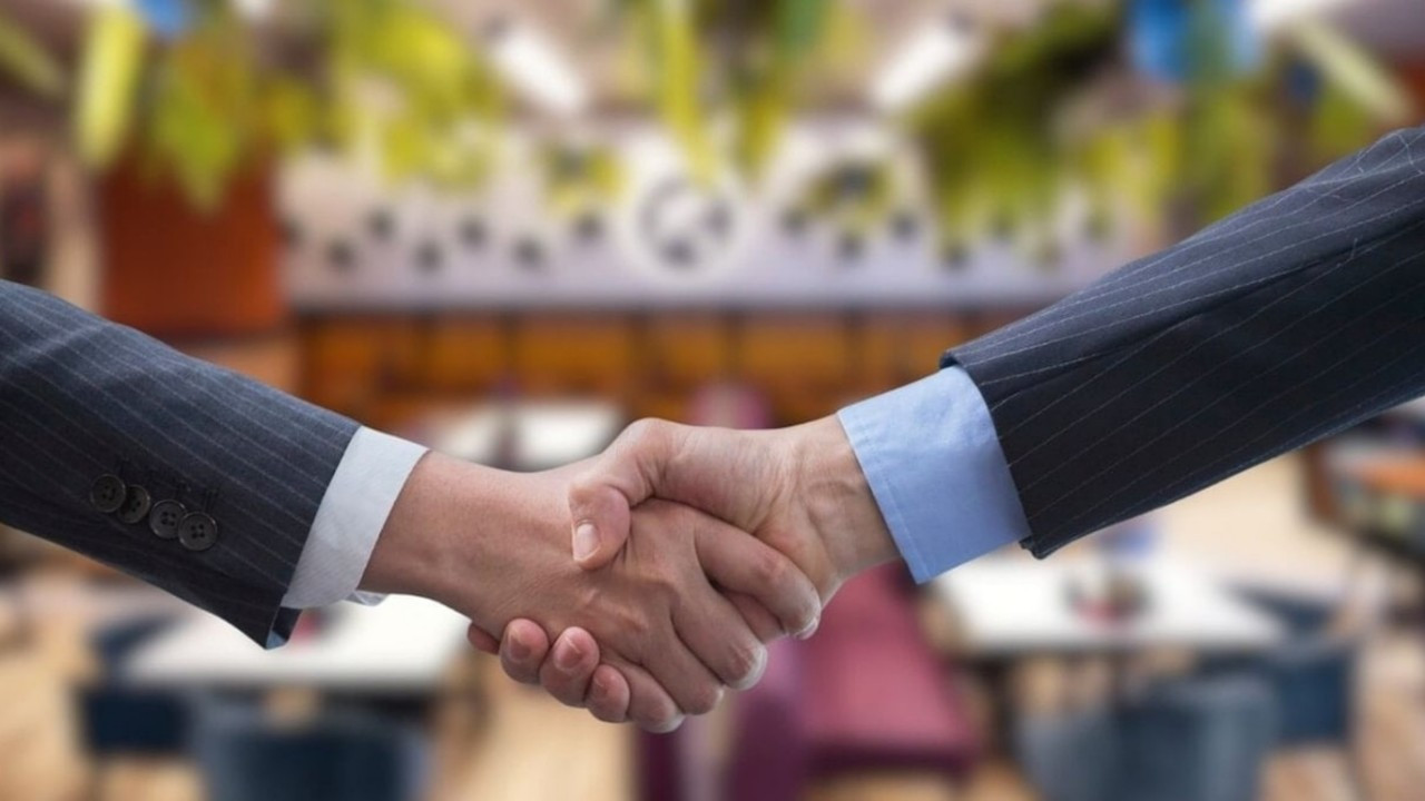 Türkiye'nin Fast Food Devi Tavuk Dünyası ve Dürümlen'in Yüzde 44 Hissesi Konsorsiyuma Satıldı