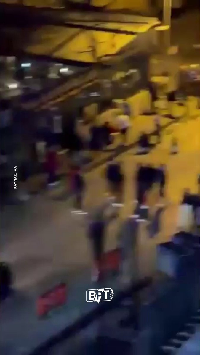 İstanbul'da 15 Yaşındaki Genç, Sokak Ortasında Vurularak Hayatını Kaybetti