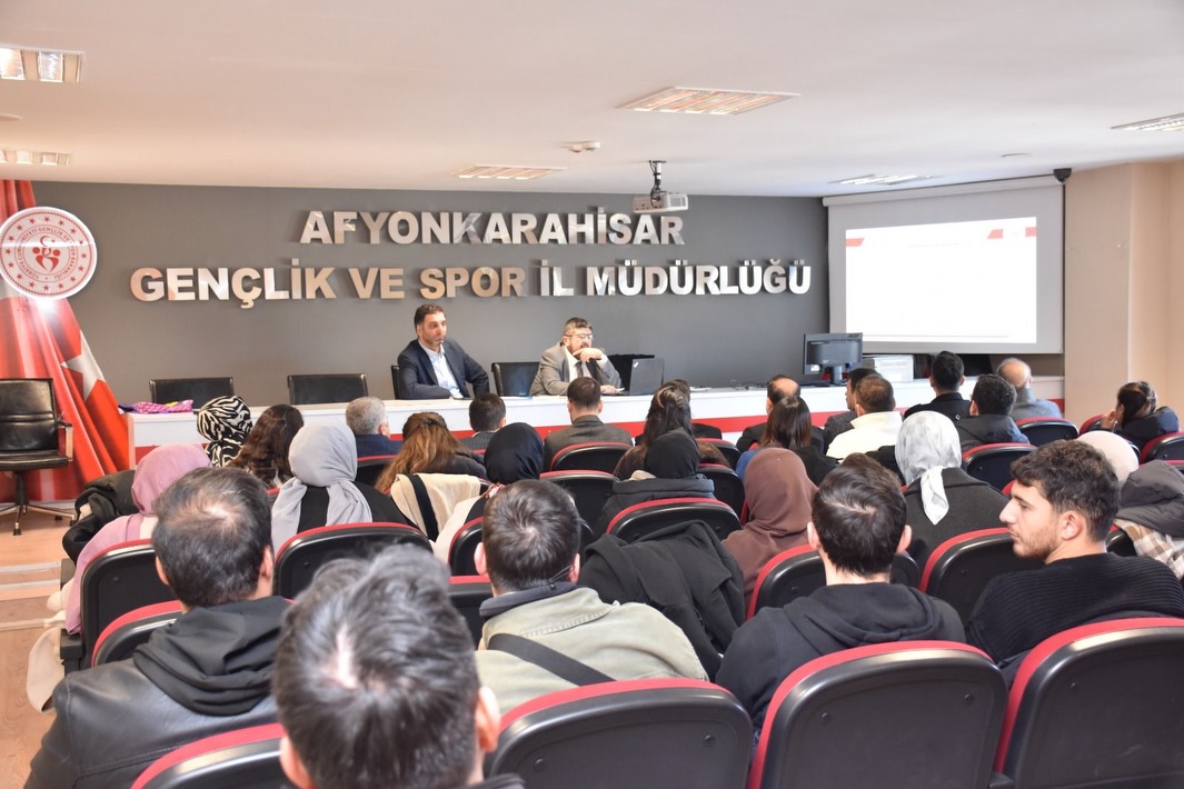 Afyonkarahisar'da Gençlik Çalışmaları Değerlendirildi
