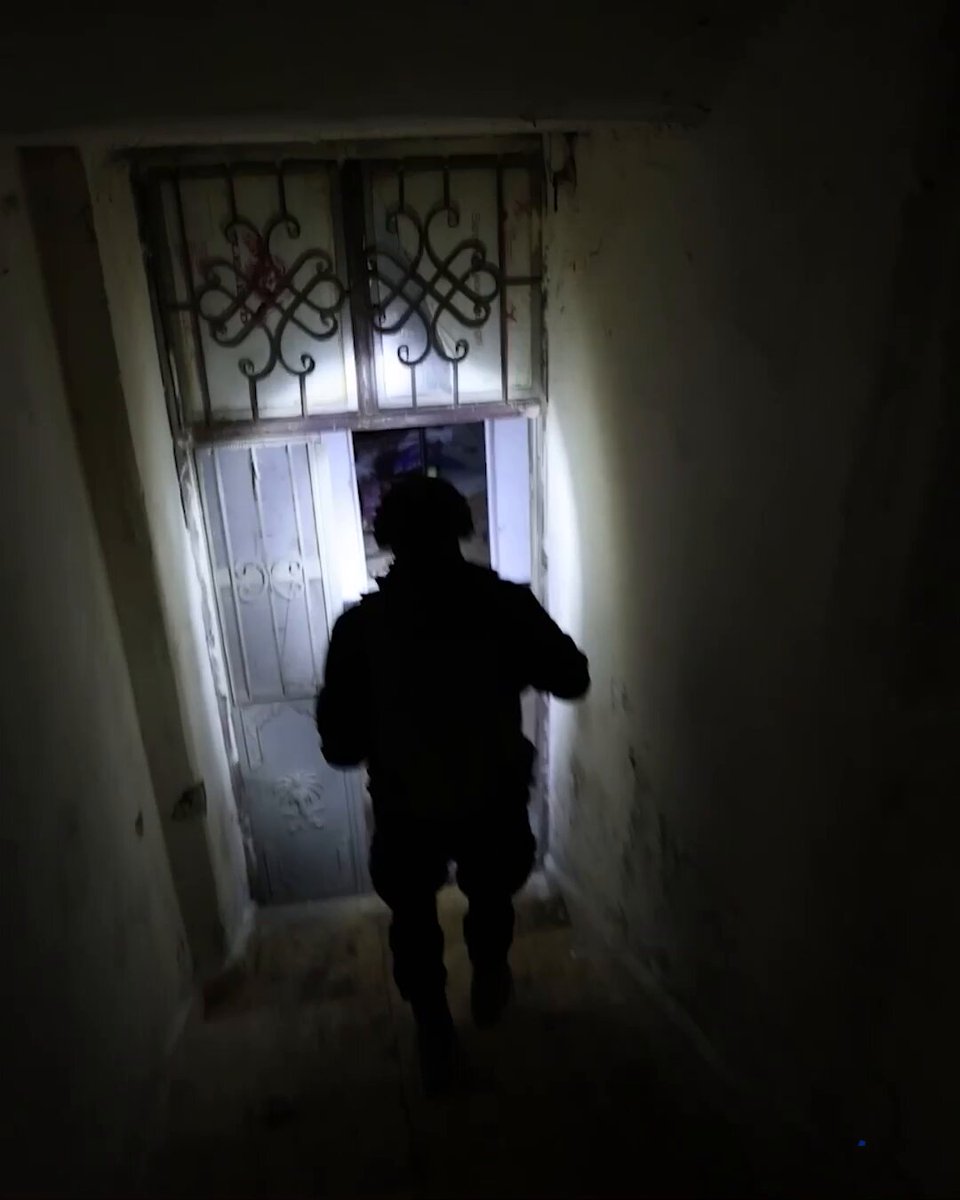 Suriye'nin Tabka İlçesinde Terör Örgütüne Ait Hapishanede İnsanlık Suçu İddiası