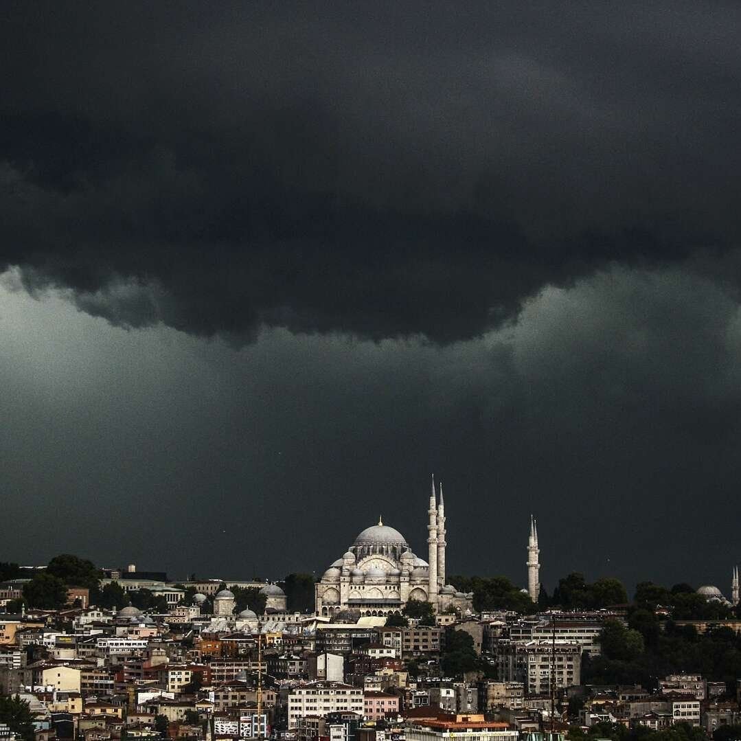 İstanbul'da 9 Gün Boyunca Güneş Yüzü Görülmeyecek