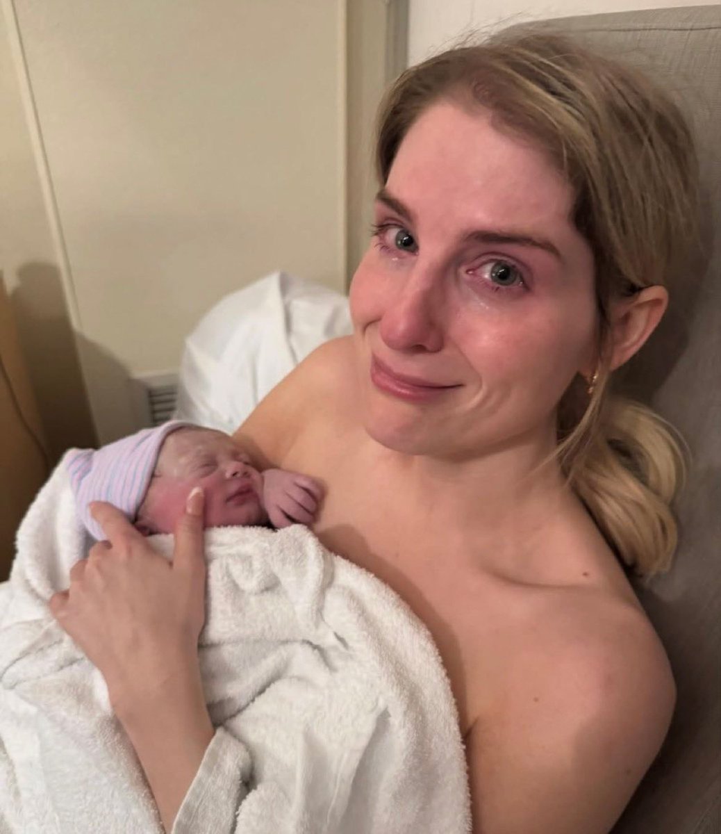 Meghan Trainor'ın Taşıyıcı Anne Yoluyla Çocuk Sahibi Olması Sosyal Medyada Tartışma Yarattı