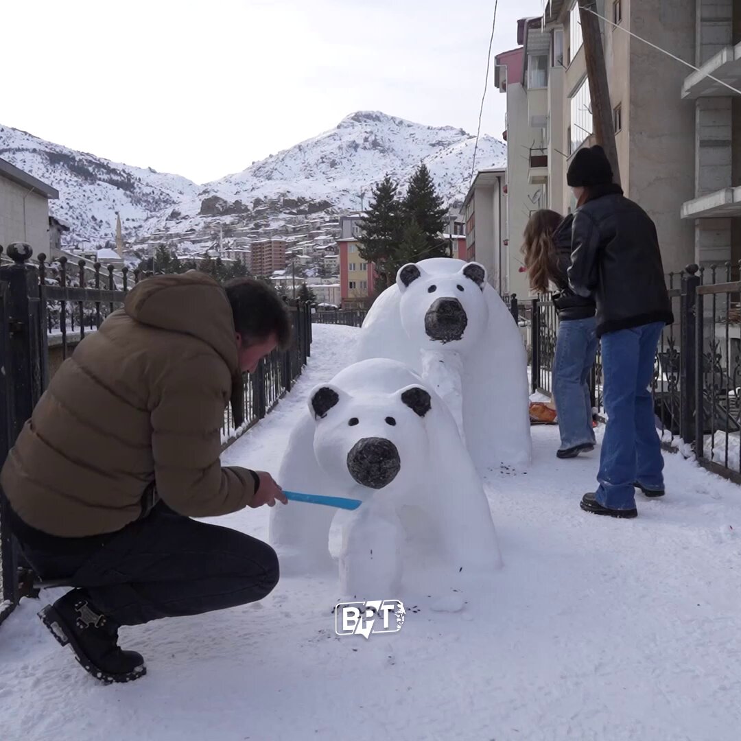 Gümüşhane'de Kar Heykel Sanatı: Kardan Ayı Şaşırttı