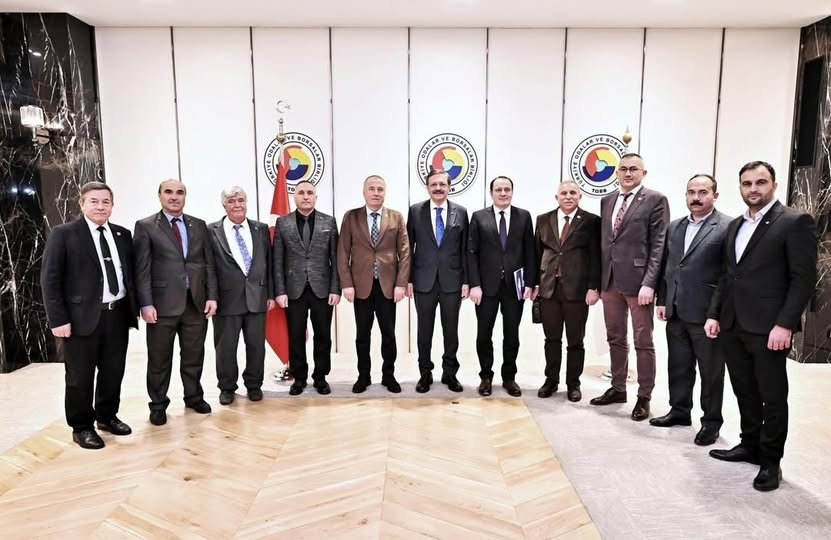 İYİ Partili Heyetten TOBB Başkanı Hisarcıklıoğlu'na Ziyaret