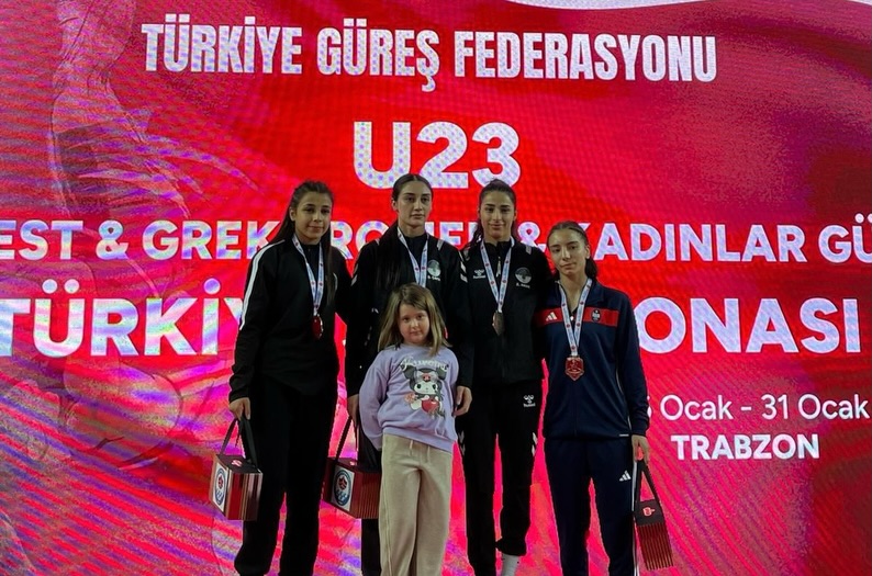 Afyonkarahisarlı Sporcular Trabzon'daki U23 Türkiye Şampiyonası'ndan Madalyalarla Döndü
