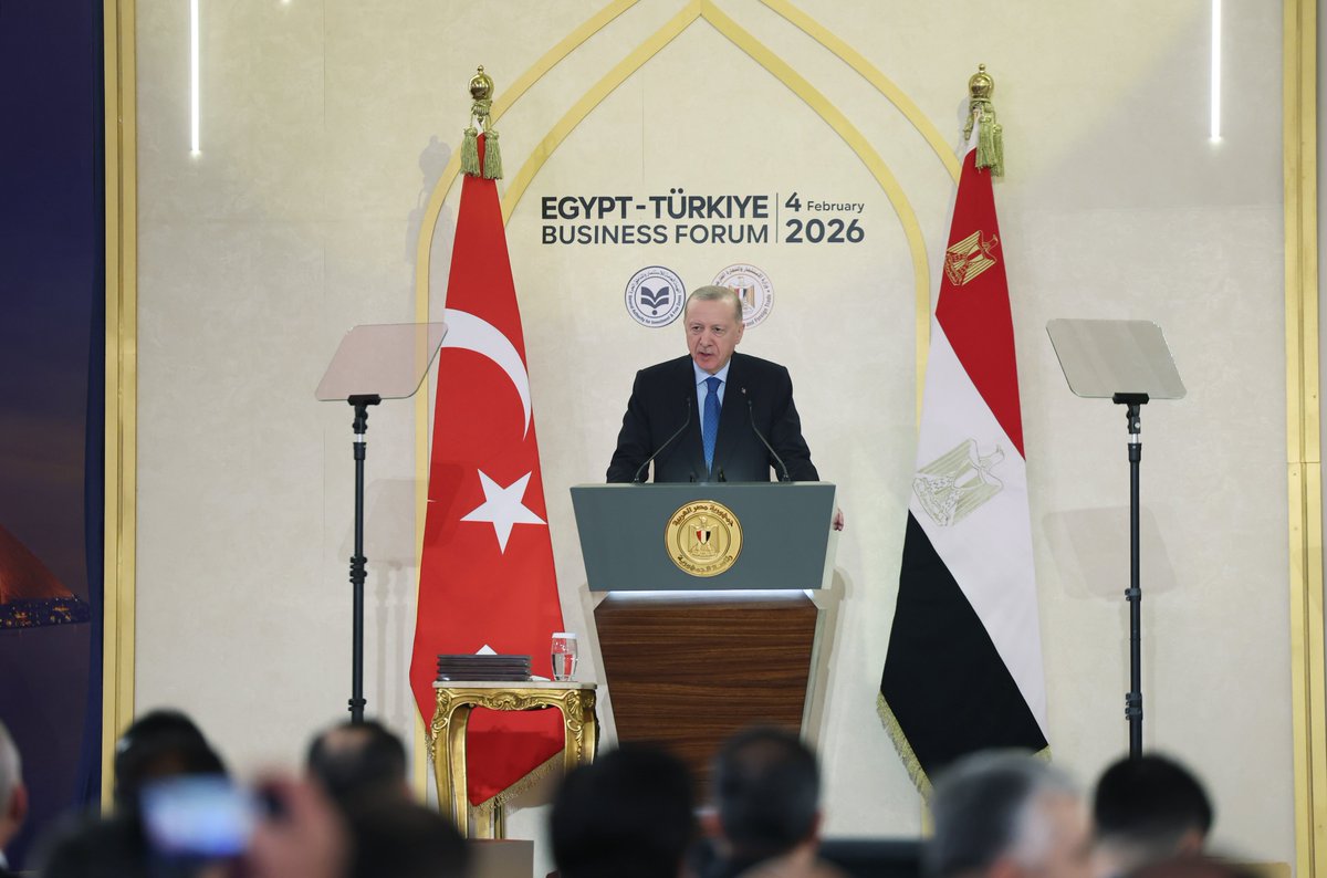 Türkiye Cumhurbaşkanı Erdoğan, Kahire'de Türk İş Dünyası Temsilcileriyle Buluştu