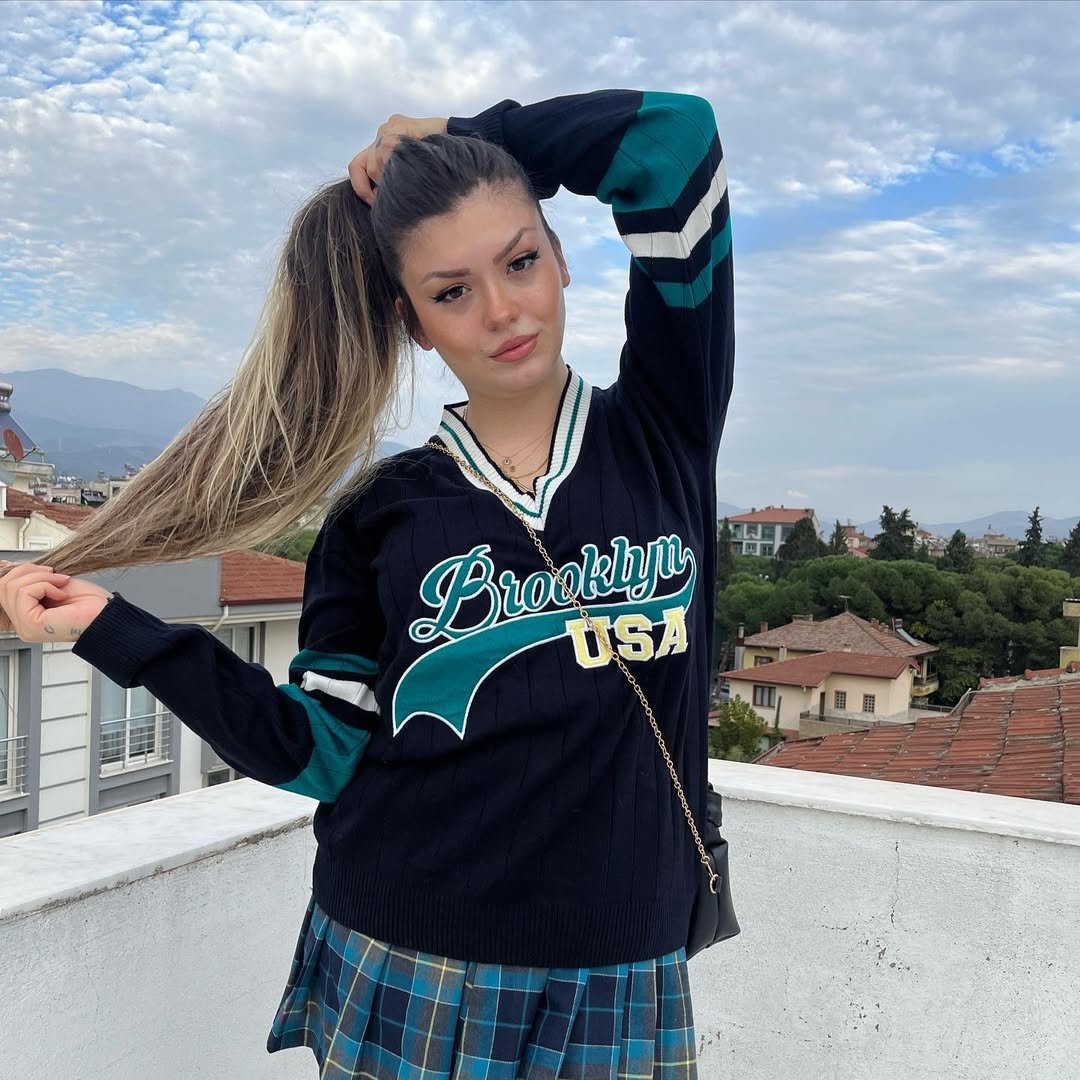 Simge Barankoğlu Gözaltına Alındı: Soruşturma Kapsamında İfadesi Alınıyor