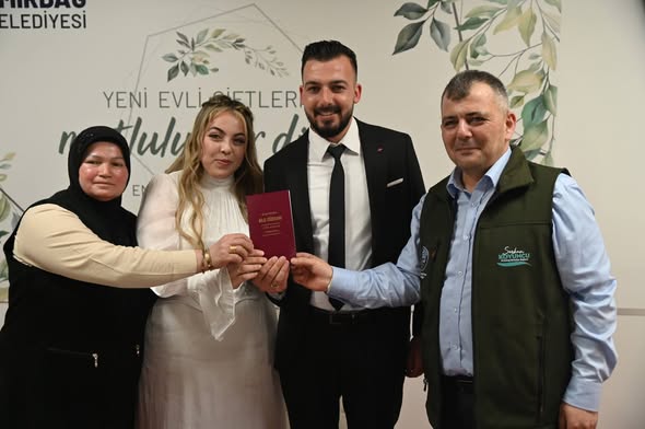 Emirdağ Belediye Başkanı, Genç Çiftin Nikah Şahidi Oldu