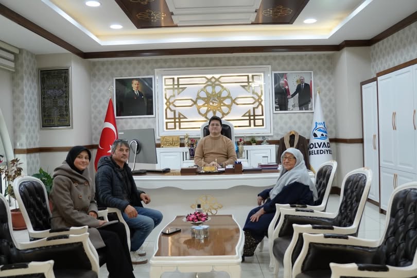 Bolvadin Belediye Başkanı Derviş Aynacı'yı Ziyaret