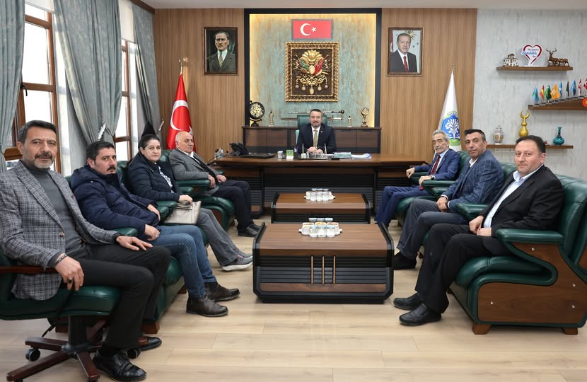 Sandıklı Belediye Başkanı Adnan Öztaş'a Oda Başkanlarından İş Birliği Ziyareti