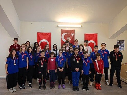 Atıcılık Yarışması: Porsuk Spor Salonu'nda Gençlere Başarılar