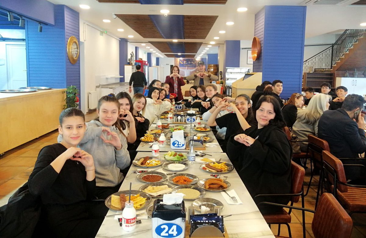 Denizli Anafartalar Lisesi Öğrencileri İlgili Projelerle İl Sağlık Müdürüne Umut Verici Bir Gelecek Gösterdi