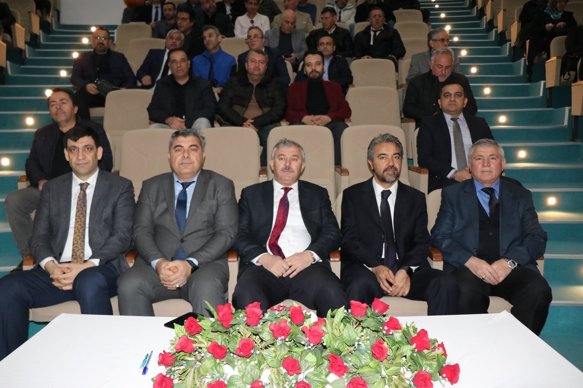 Yükseköğretim ve Yurt Dışı Eğitim Genel Müdürü Fethi Fahri Kaya, Okul Yöneticileriyle Toplantıya Katıldı