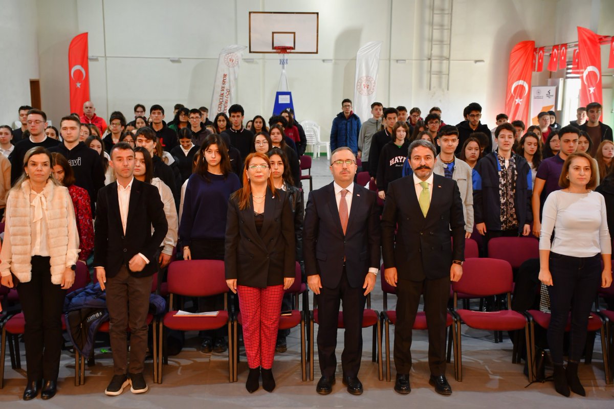 Eskişehir'de Yeşilay Haftası Kapanış Programı Gerçekleştirildi