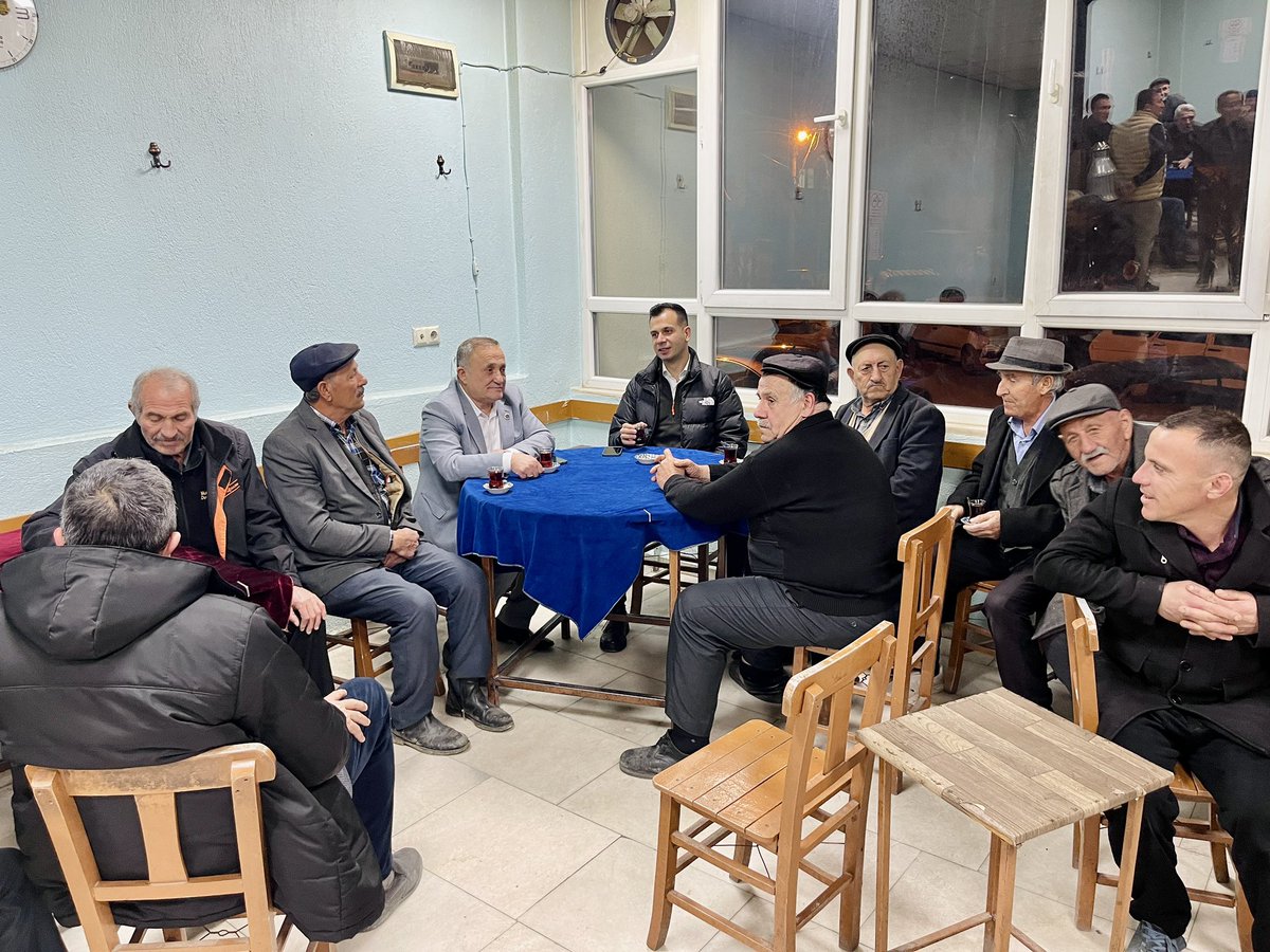Sinanpaşa Kaymakamlığı'ndan Ramazan Sohbetleri: Akören'de Vatandaşlarla Buluşma