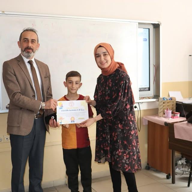 Şuhut'ta Öğrencilerden Dayanışma ve Yardımlaşma Çalışmaları