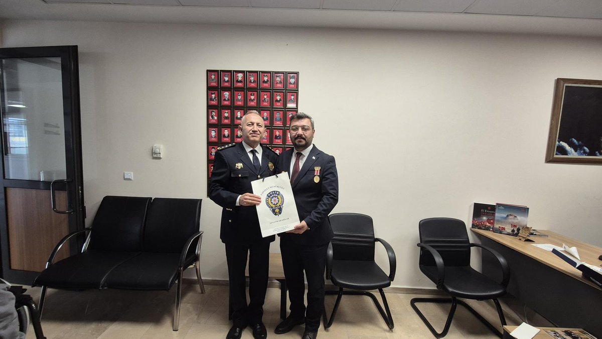 Afyonkarahisar Emniyeti, Türk Polis Teşkilatı'nın Kuruluş Yıl Dönümü Etkinlikleri Kapsamında Gazileri Ziyaret Etti