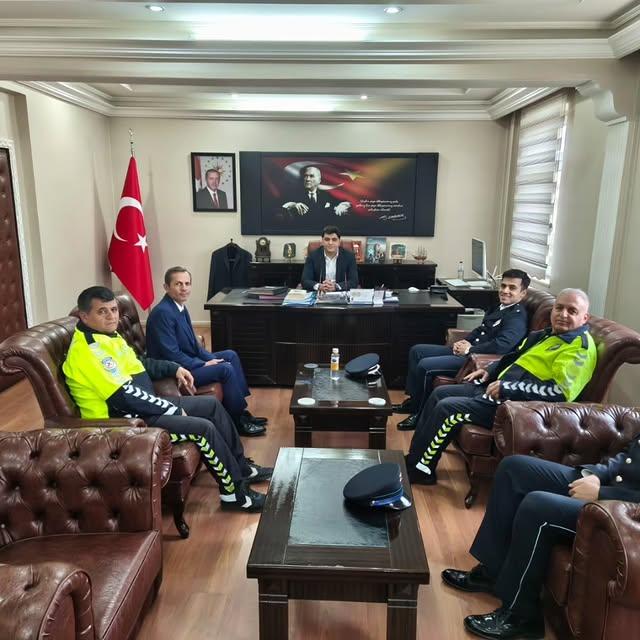 Başmakçı'da 180. Yıl Dönümü Kutlamaları: Emniyet Teşkilatı Kaymakamı Ziyaret Etti