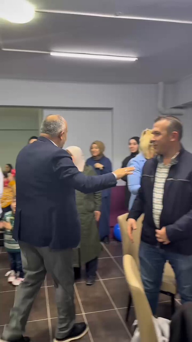 Afyonkarahisar Gençlik ve Spor İl Müdürü Otizm Farkındalığı Etkinliğinde Beyazay Derneği ile Buluştu