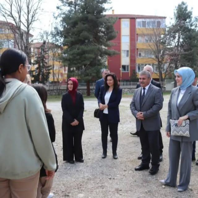 Dazkırı İlçe Milli Eğitim Müdürlüğü Yeni Kütüphane Açıldı