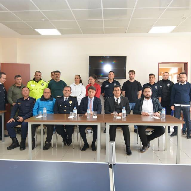 Sandıklı’da Polis Haftası Masa Tenisi Turnuvası Finalinde Protokol Temsili