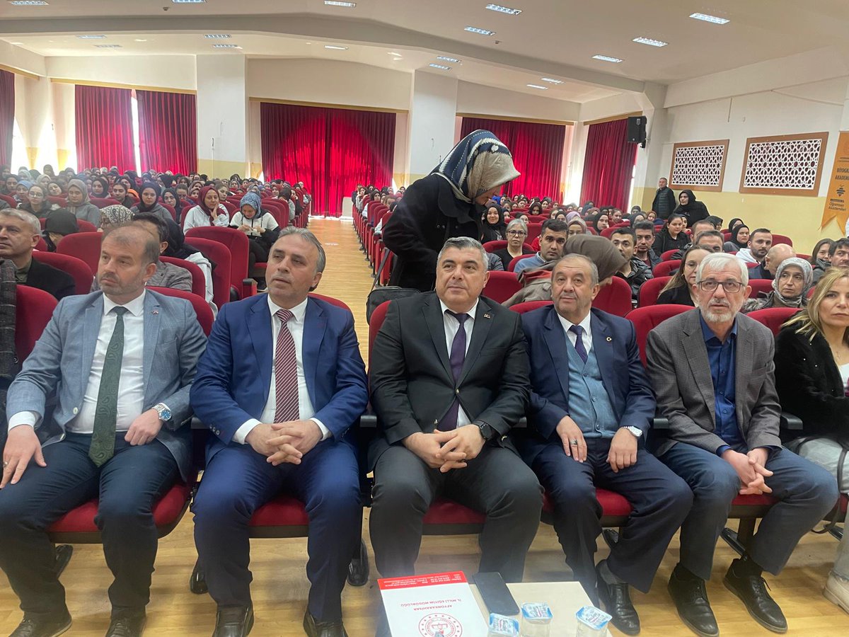 Afyon'da Eğitimde Yenilikçi Yaklaşımlar: Fikir Adamı Gemuhluoğlu Biyografi Akademisi'nde Konuşacak