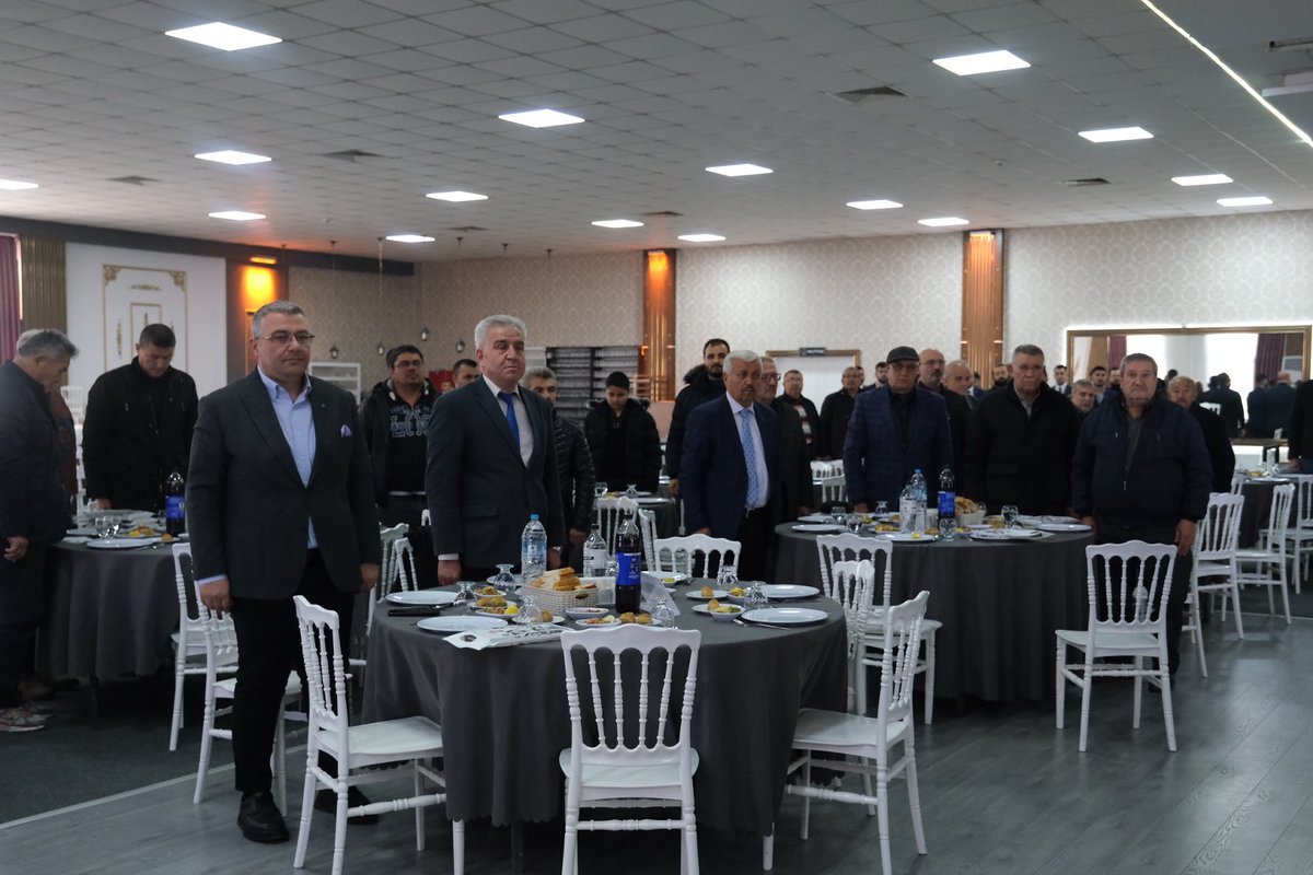 Eskişehir Ticaret Odası Yönetim Kurulu Üyesi Ali Ateş, TEKSAN Sanayi Sitesi İşletme Kooperatifi Genel Kuruluna Katıldı