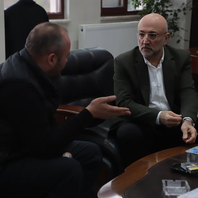 Afyonkarahisar'da Soğuk Hava Ziraatına Zarar Verdi: AK Parti İl Başkanı Çiftçileri Dinledi