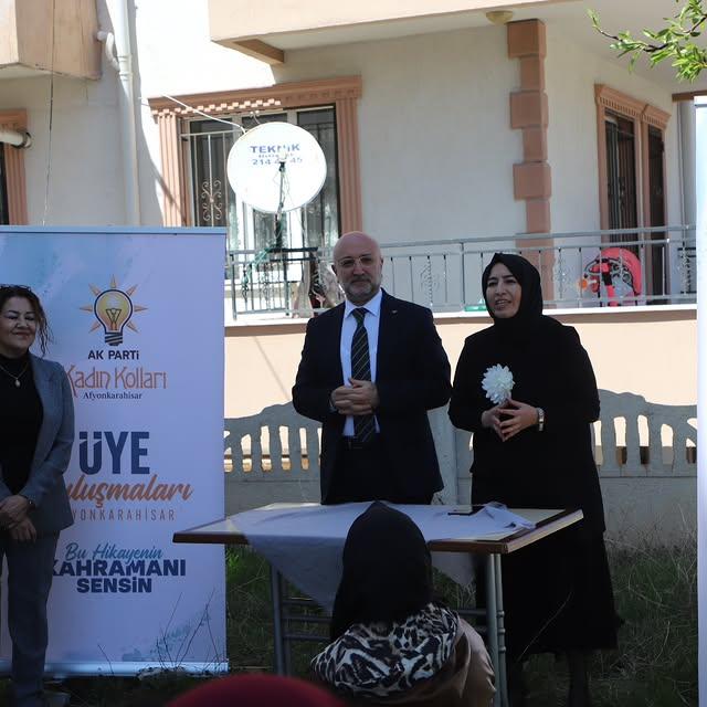 AK Parti Afyonkarahisar Kadın Kollarının Üye Buluşmaları Mareşal Fevzi Çakmak Mahallesinde