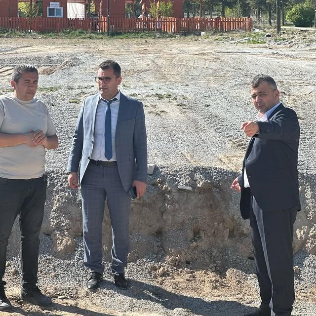 Emirdağ Belediyesi, Millet Bahçesinde Atlı Spor Kulübü Alanı İnşa Ediyor