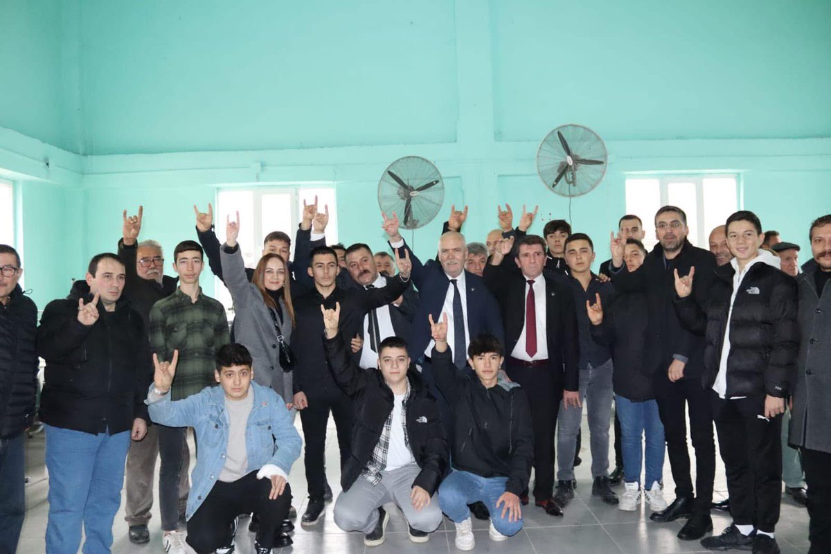 Eskişehir'de Eğitim Vurgusu: MHP Gençlik Kolları, Öğrenci Haklarına Derin Bağlılık Bildirdi