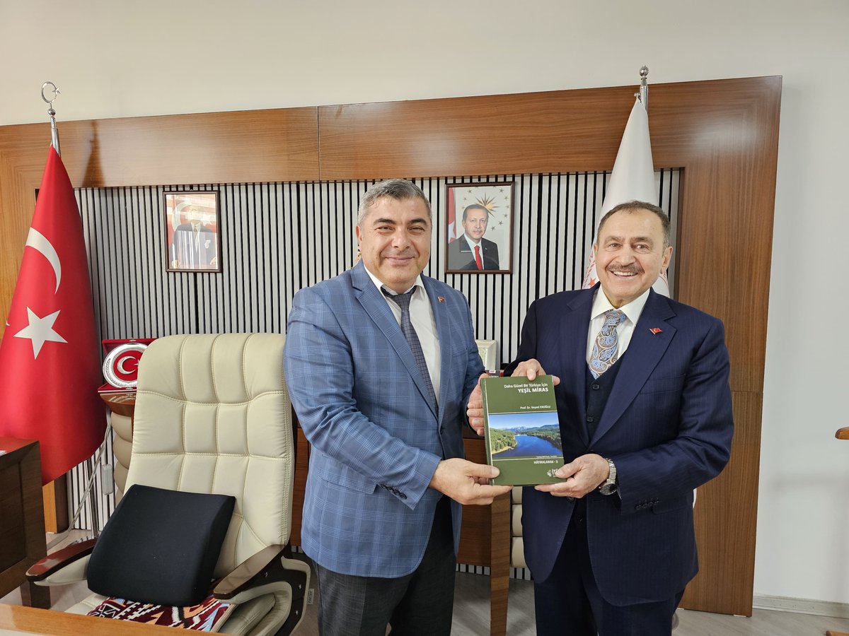 Orman Bakanı Eroğlu ve Et Enfes Yönetim Kurulu Başkanı Uluçay, Afyon’da İl Milli Eğitim Müdürünü Ziyaret Etti