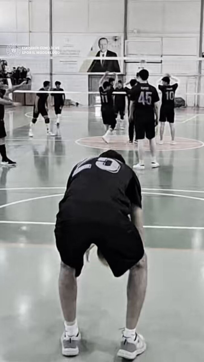 Sivrihisarlı Lise Erkek Voleybol Takımları İl Birincisi Oldu